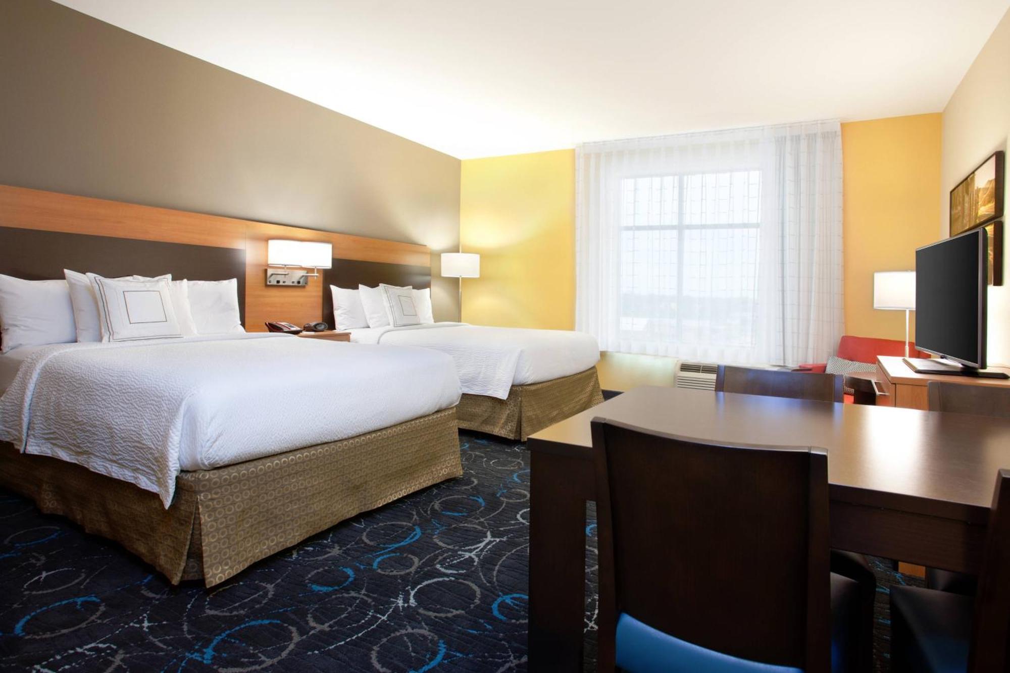 Towneplace Suites By Marriott קארסלבד מראה חיצוני תמונה