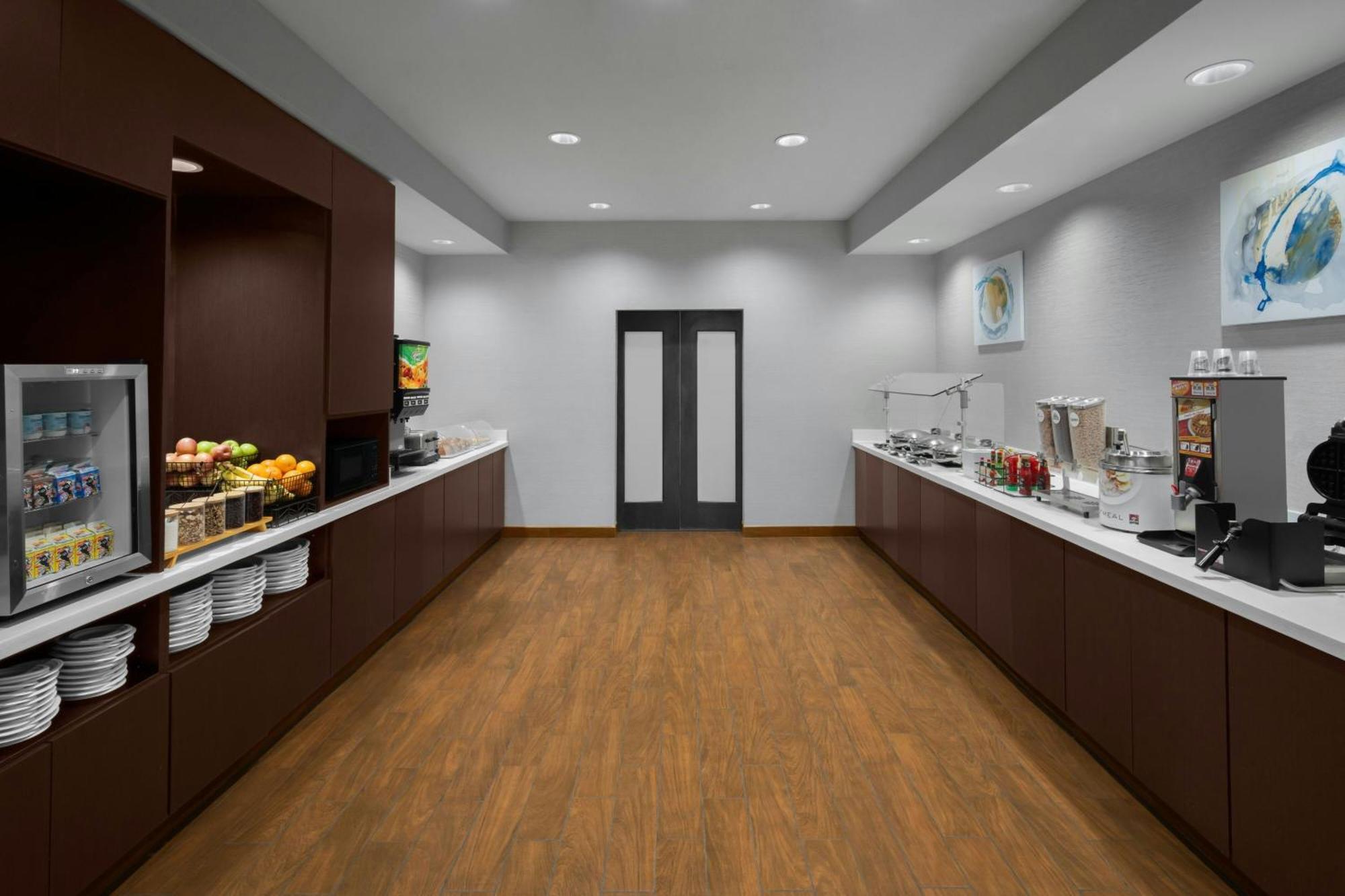 Towneplace Suites By Marriott קארסלבד מראה חיצוני תמונה