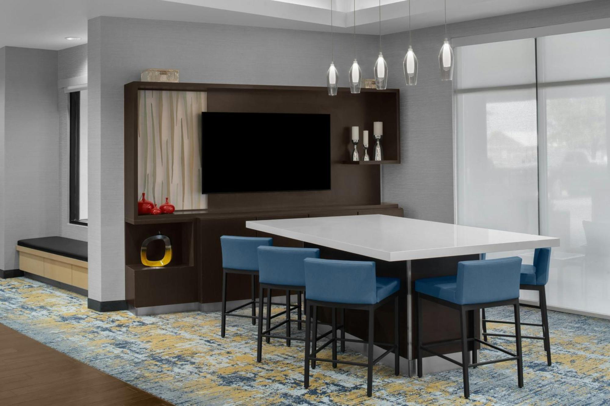 Towneplace Suites By Marriott קארסלבד מראה חיצוני תמונה