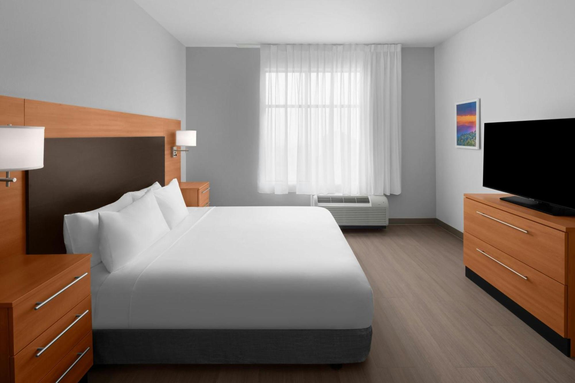 Towneplace Suites By Marriott קארסלבד מראה חיצוני תמונה