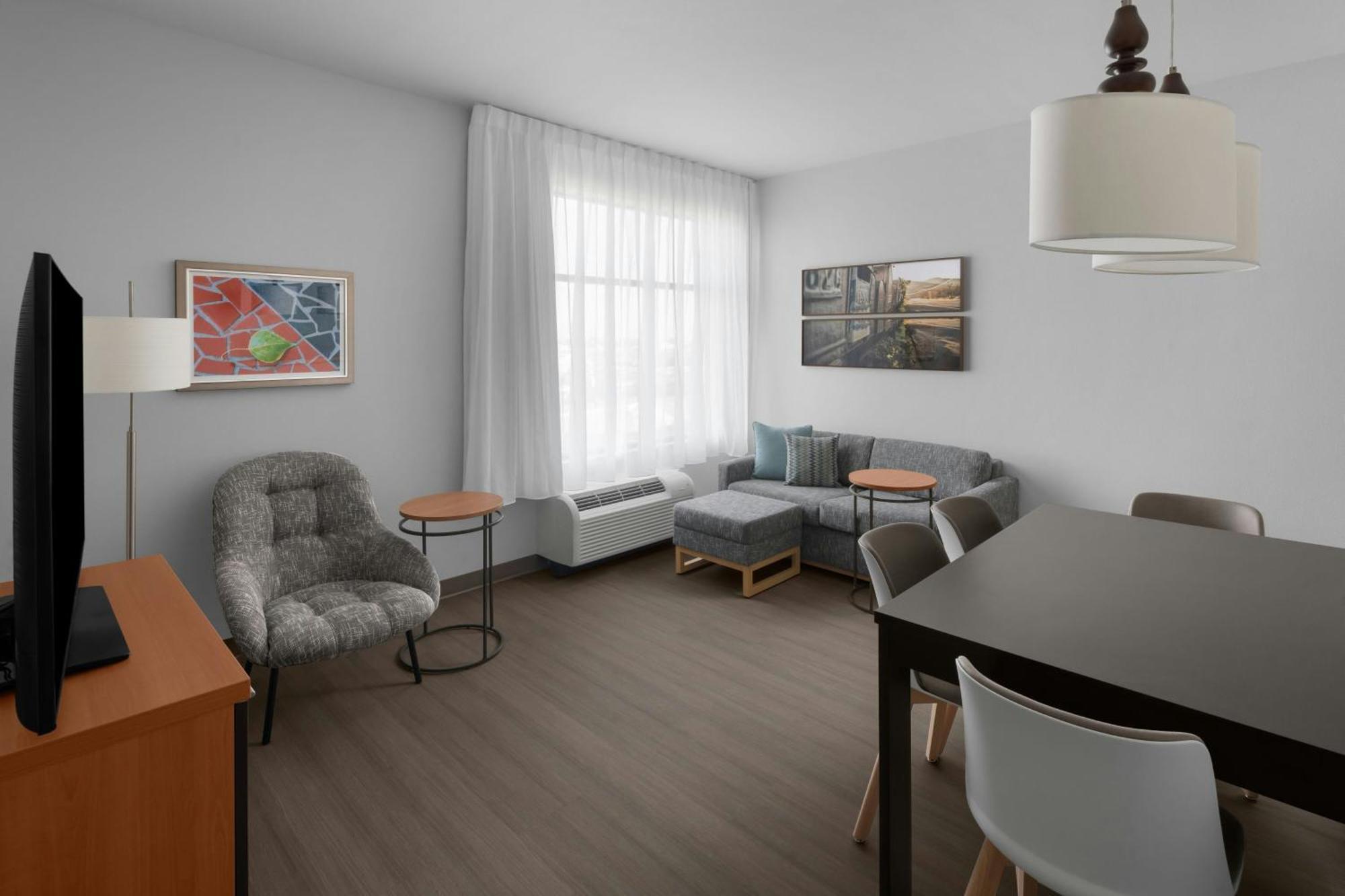 Towneplace Suites By Marriott קארסלבד מראה חיצוני תמונה