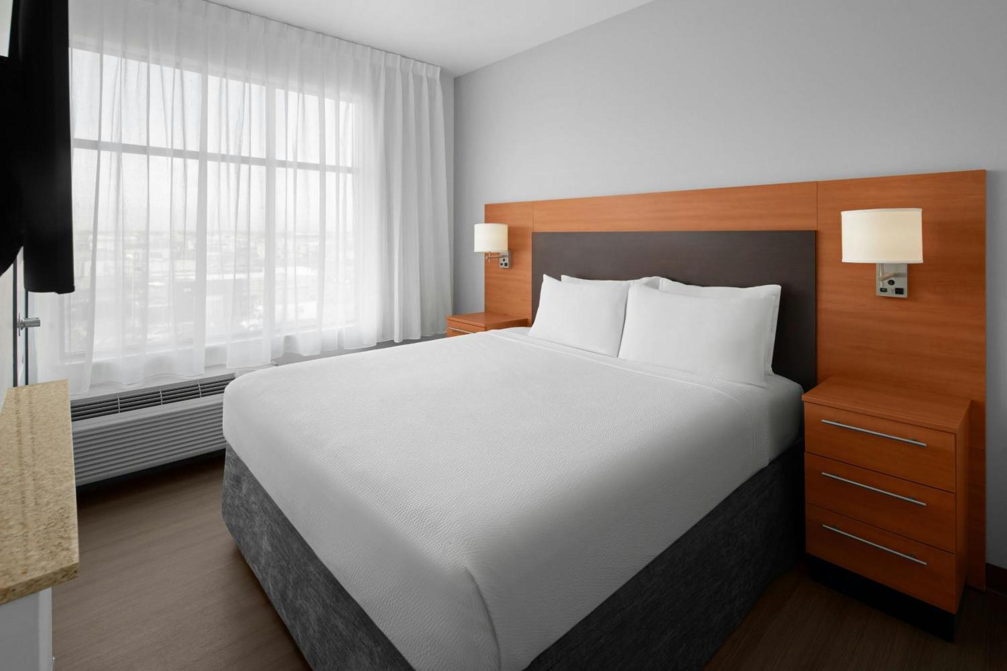 Towneplace Suites By Marriott קארסלבד מראה חיצוני תמונה